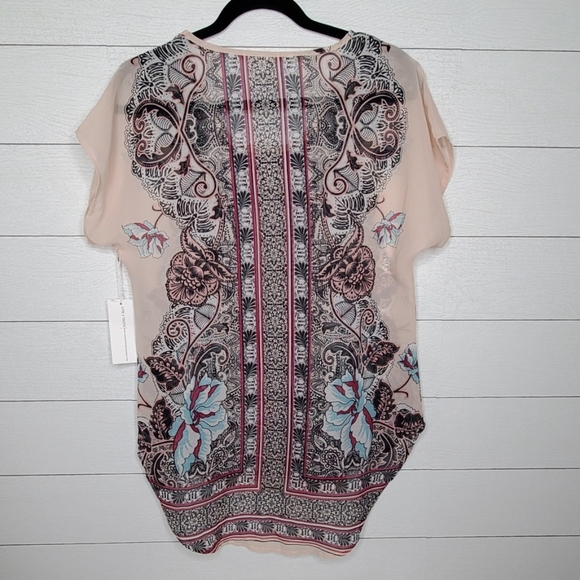 LIVE 4 TRUTH | SHEER BLOUSE - Picture 3 of 3